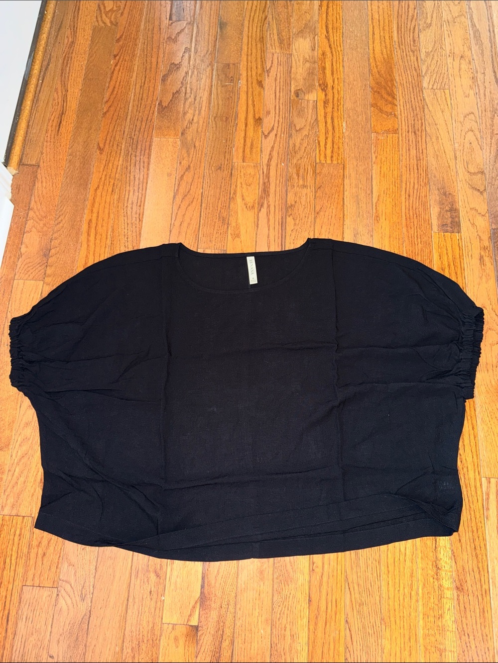 Zenana Outfitters Black Short Dolman Sleeve Top - NWOT